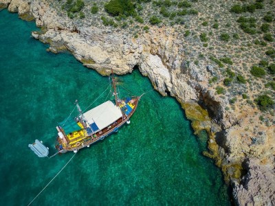 otac-roko-izlet-blago-piratska-spilja