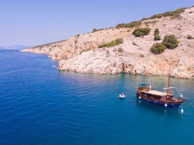 th-3757438405-1280x719